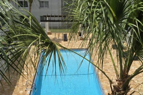 Apartment in Cutler Bay, Florida 1 bedroom, 60.39 sq.m. № 1844086 - photo 17