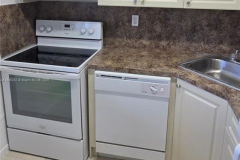 Apartment in Cutler Bay, Florida 1 bedroom, 60.39 sq.m. № 1844086 - photo 3