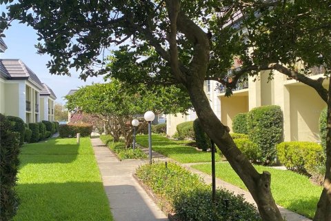 Condo in Winter Park, Florida, 1 bedroom  № 2208070 - photo 2