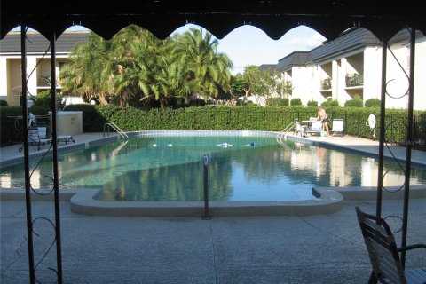 Condo in Winter Park, Florida, 1 bedroom  № 2208070 - photo 12