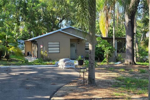 Commercial property in Brandon, Florida № 2167400 - photo 8