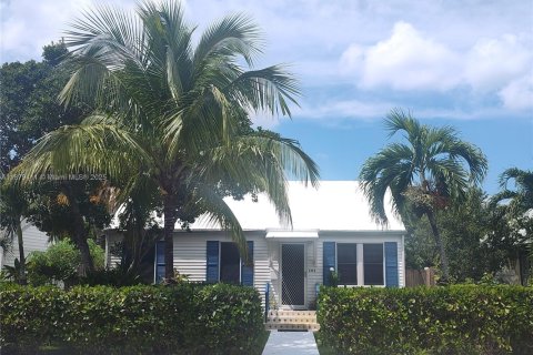 Villa ou maison à louer à Dania Beach, Floride: 2 chambres, 71.35 m2 № 1928803 - photo 1