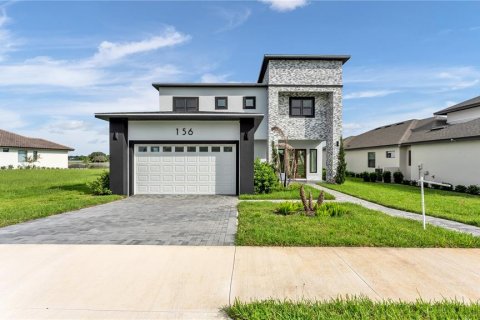 House in Lake Alfred, Florida 5 bedrooms, 327.67 sq.m. № 2286927