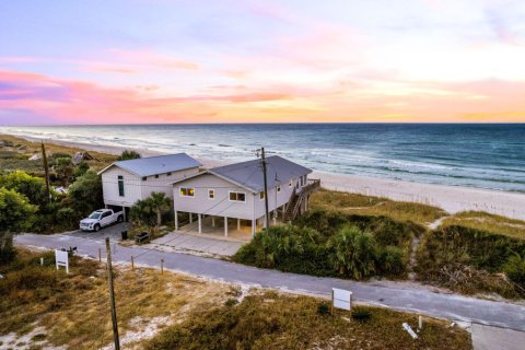 Villa ou maison à vendre à Inlet Beach, Floride: 3 chambres, 160.54 m2 № 561268 - photo 1