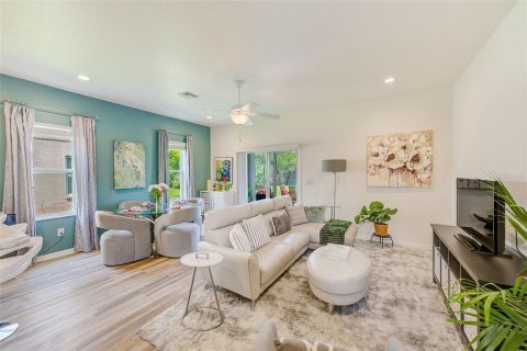 Townhouse in Sarasota, Florida 3 bedrooms, 163.32 sq.m. № 1900051 - photo 11