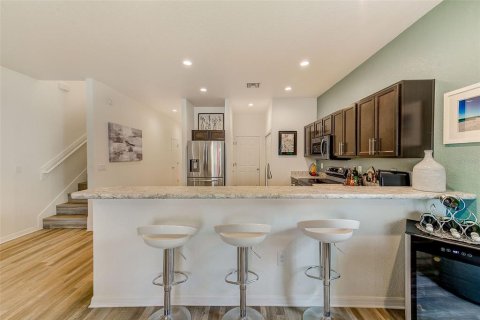 Townhouse in Sarasota, Florida 3 bedrooms, 163.32 sq.m. № 1900051 - photo 6