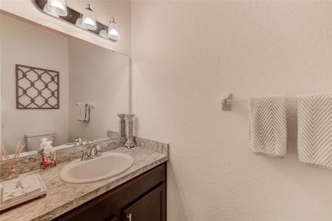 Townhouse in Sarasota, Florida 3 bedrooms, 163.32 sq.m. № 1900051 - photo 16