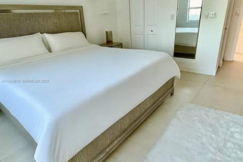 Condo in Fort Lauderdale, Florida, 1 bedroom  № 1984414 - photo 7