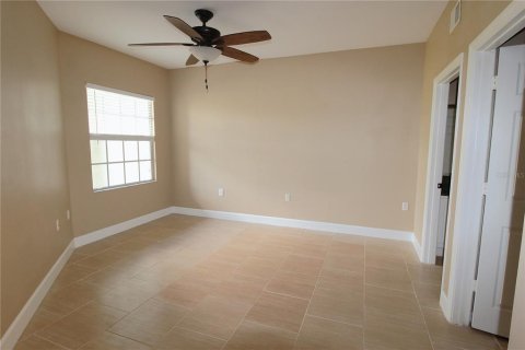 Condo in Sarasota, Florida, 2 bedrooms № 2225769 - photo 11