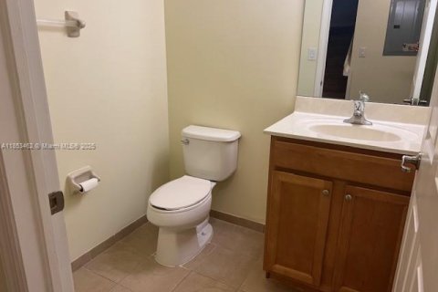 Townhouse in Cutler Bay, Florida 3 bedrooms, 140.75 sq.m. № 1881518 - photo 22