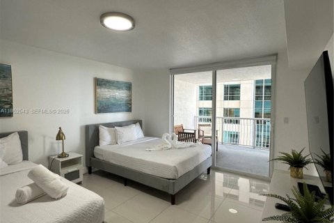 Copropriété à vendre à Miami, Floride: 2 chambres, 75.99 m2 № 2153196 - photo 11