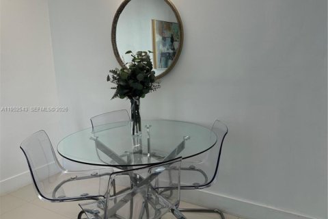 Copropriété à vendre à Miami, Floride: 2 chambres, 75.99 m2 № 2153196 - photo 7