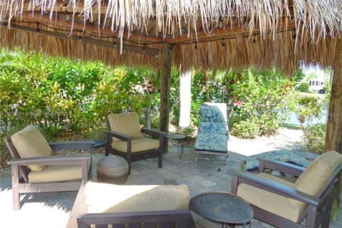 Terreno en venta en Okeechobee, Florida № 1714601 - foto 11