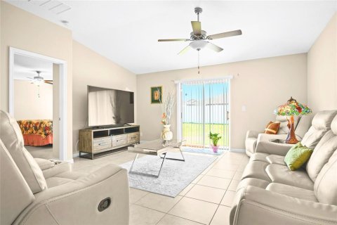 House in Ruskin, Florida 4 bedrooms, 171.03 sq.m. № 1740449 - photo 5