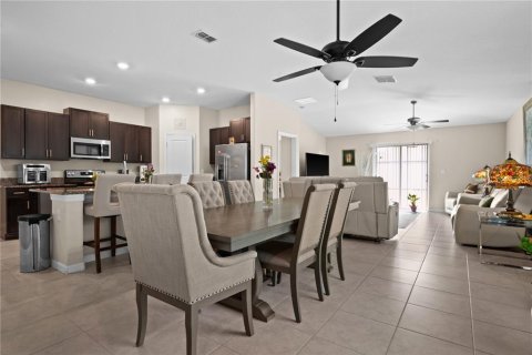 House in Ruskin, Florida 4 bedrooms, 171.03 sq.m. № 1740449 - photo 4