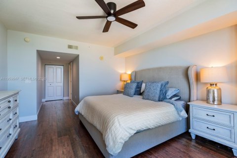 Купить кондоминиум в Форт-Лодердейл, Флорида 2 спальни, 177.54м2, № 2041427 - фото 16