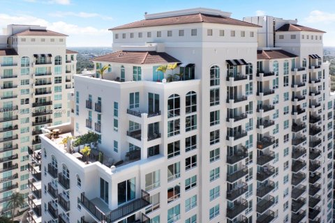 Купить кондоминиум в Форт-Лодердейл, Флорида 2 спальни, 177.54м2, № 2041427 - фото 23