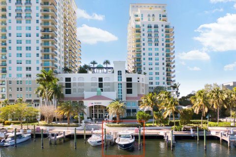 Купить кондоминиум в Форт-Лодердейл, Флорида 2 спальни, 177.54м2, № 2041427 - фото 26