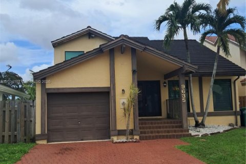 Villa ou maison à Miami, Floride 3 chambres, 188.78 m2 № 2154506