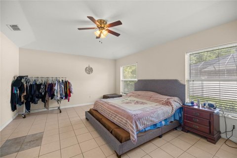 House in Ocala, Florida 4 bedrooms, 223.52 sq.m. № 1798115 - photo 18