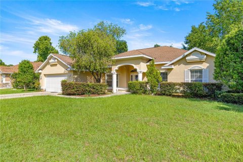 House in Ocala, Florida 4 bedrooms, 223.52 sq.m. № 1798115 - photo 1