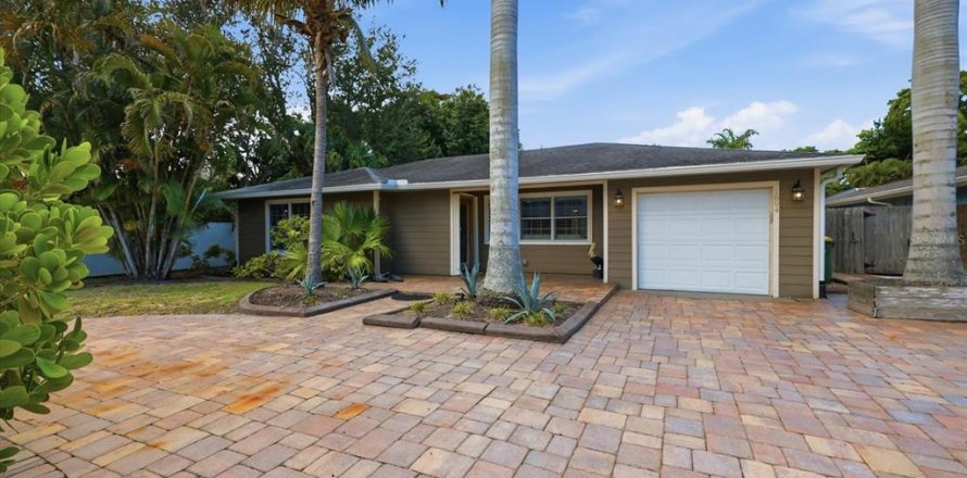 Casa en Sarasota, Florida 3 dormitorios, 173.45 m2 № 2215652