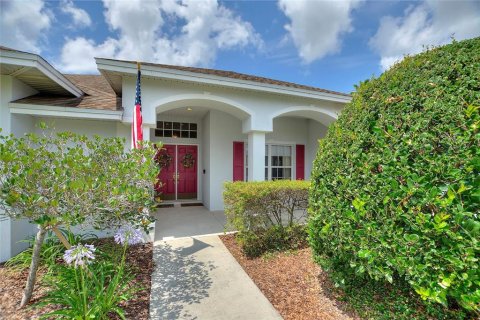 House in Lakeland, Florida 4 bedrooms, 285.02 sq.m. № 1723408 - photo 2