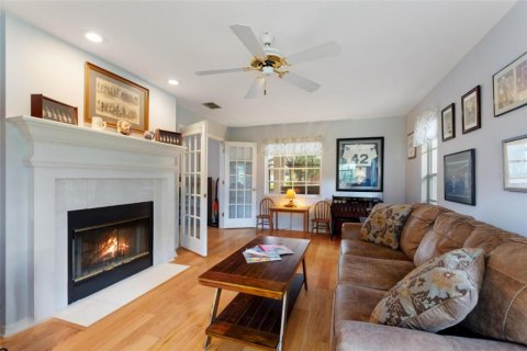 House in Lakeland, Florida 4 bedrooms, 285.02 sq.m. № 1723408 - photo 12