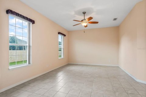 House in Summerfield, Florida 3 bedrooms, 195.09 sq.m. № 2195631 - photo 27