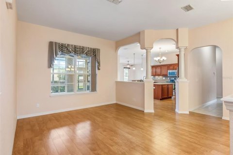 House in Summerfield, Florida 3 bedrooms, 195.09 sq.m. № 2195631 - photo 13