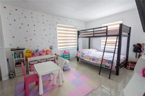 House in Homestead, Florida 4 bedrooms, 193.79 sq.m. № 1965110 - photo 19