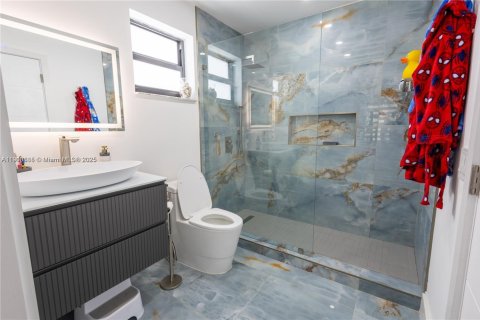 House in Homestead, Florida 4 bedrooms, 193.79 sq.m. № 1965110 - photo 16