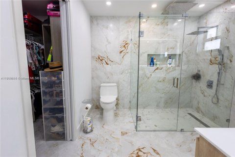 House in Homestead, Florida 4 bedrooms, 193.79 sq.m. № 1965110 - photo 13