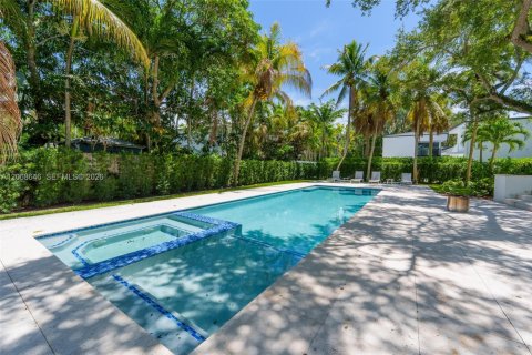 Villa ou maison à vendre à Palmetto Bay, Floride: 3 chambres, 226.31 m2 № 2339863 - photo 20