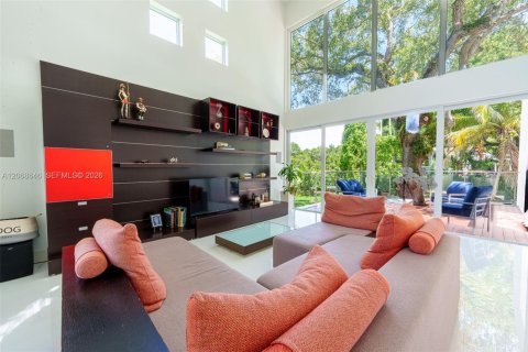 Villa ou maison à vendre à Palmetto Bay, Floride: 3 chambres, 226.31 m2 № 2339863 - photo 30