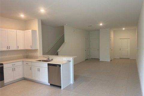 Adosado en alquiler en Ruskin, Florida, 3 dormitorios, 151.8 m2 № 1902717 - foto 2
