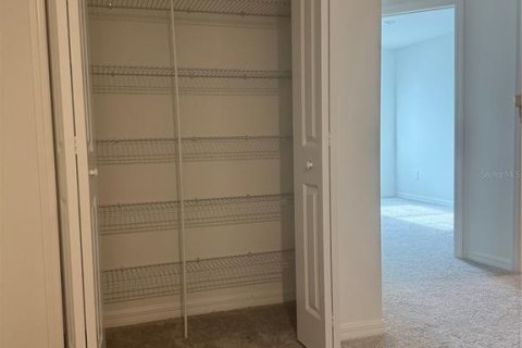 Adosado en alquiler en Ruskin, Florida, 3 dormitorios, 151.8 m2 № 1902717 - foto 7