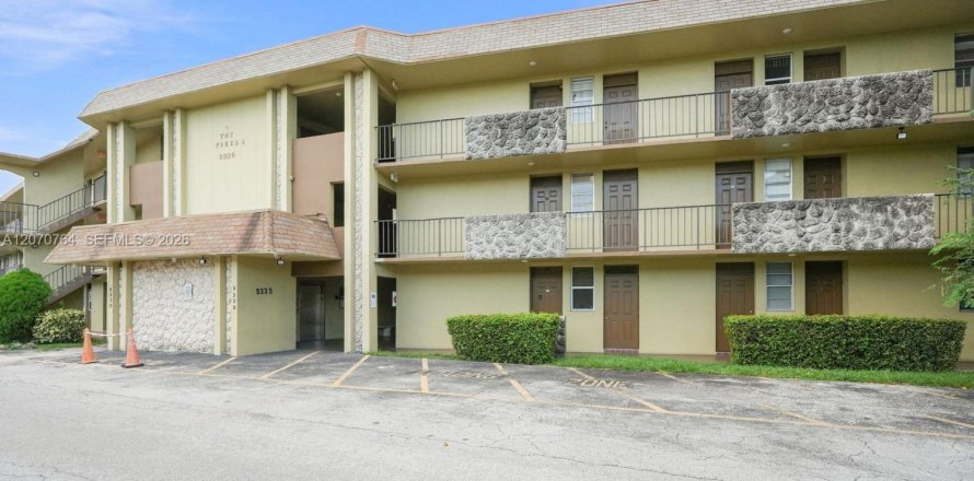 Condo in Plantation, Florida, 1 bedroom  № 2301927