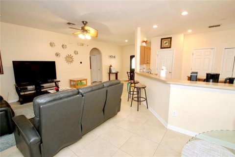 House in Clermont, Florida 3 bedrooms, 143.44 sq.m. № 1903856 - photo 9