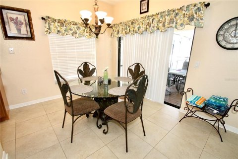 House in Clermont, Florida 3 bedrooms, 143.44 sq.m. № 1903856 - photo 8