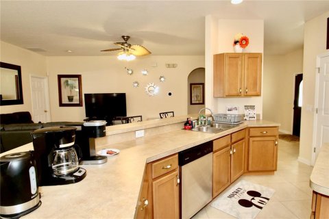 Casa en venta en Clermont, Florida, 3 dormitorios, 143.44 m2 № 1903856 - foto 12