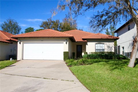 House in Clermont, Florida 3 bedrooms, 143.44 sq.m. № 1903856 - photo 1