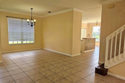 Villa ou maison à louer à Royal Palm Beach, Floride: 5 chambres, 241.64 m2 № 2406227 - photo 3