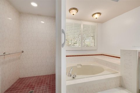 Casa en venta en Oldsmar, Florida, 4 dormitorios, 271.46 m2 № 2096746 - foto 23