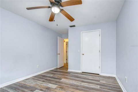 House in Brandon, Florida 4 bedrooms, 200.02 sq.m. № 2305893 - photo 24