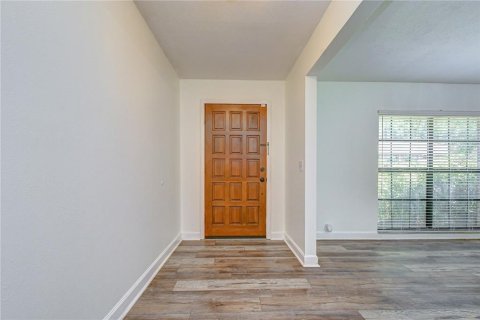 House in Brandon, Florida 4 bedrooms, 200.02 sq.m. № 2305893 - photo 4