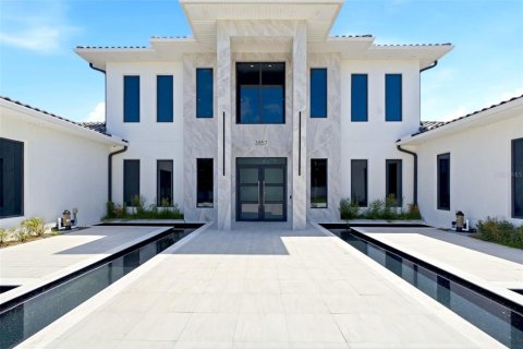 Casa en venta en Lake Mary, Florida, 5 dormitorios, 804.35 m2 № 2320885 - foto 4