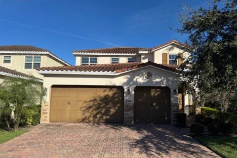 Villa ou maison à louer à Orlando, Floride: 4 chambres, 220.74 m2 № 2098646 - photo 2