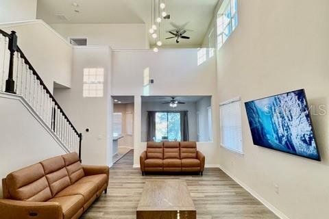 Villa ou maison à louer à Orlando, Floride: 4 chambres, 220.74 m2 № 2098646 - photo 3
