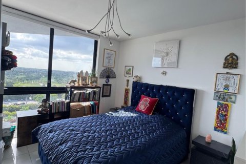Condo in Doral, Florida, 1 bedroom  № 1897420 - photo 15
